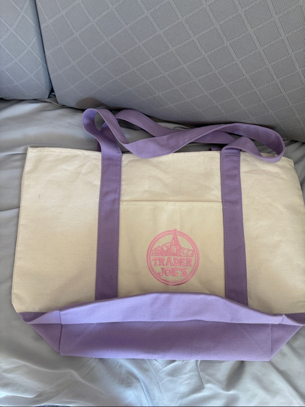 Trader Joe’s Designer Limited Edition Large Cream and Lavender Canvas Tote Bag - Picture 4 of 4